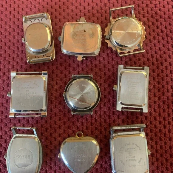 9-Watches - Picture 2 of 2